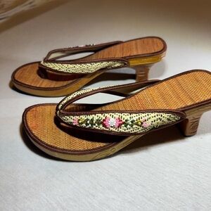 Floral Embroidered Women's Sandals